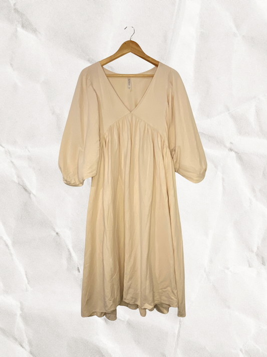Tatahi merchants Dress